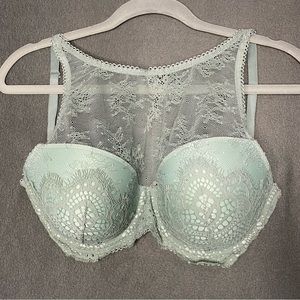 Victoria’s Secret Baby Blue Bra
